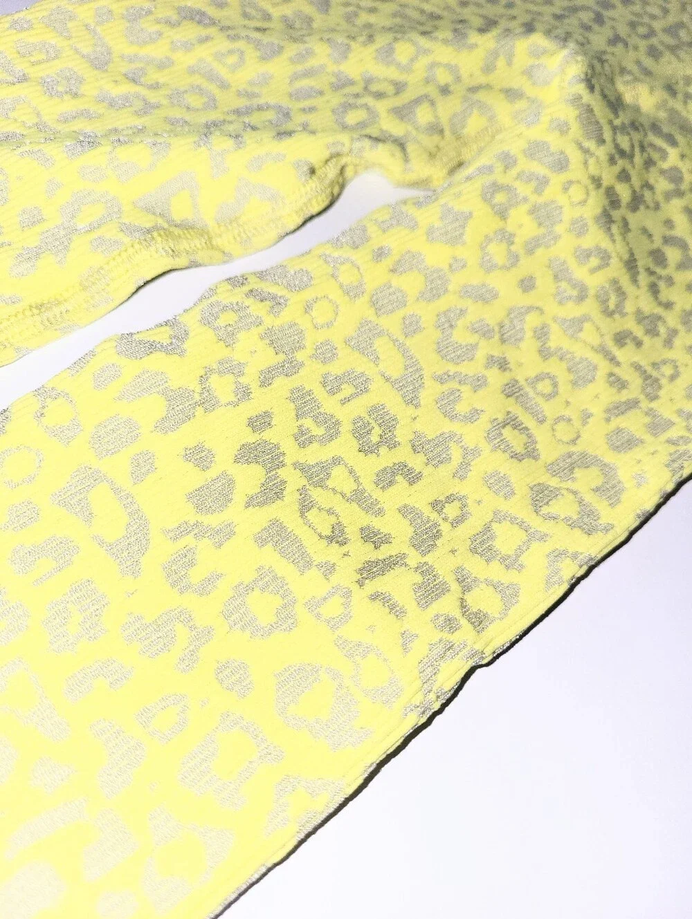 NWOT Free People Movement Good Karma Leopard Print Activewear Leggings XS/ Small
